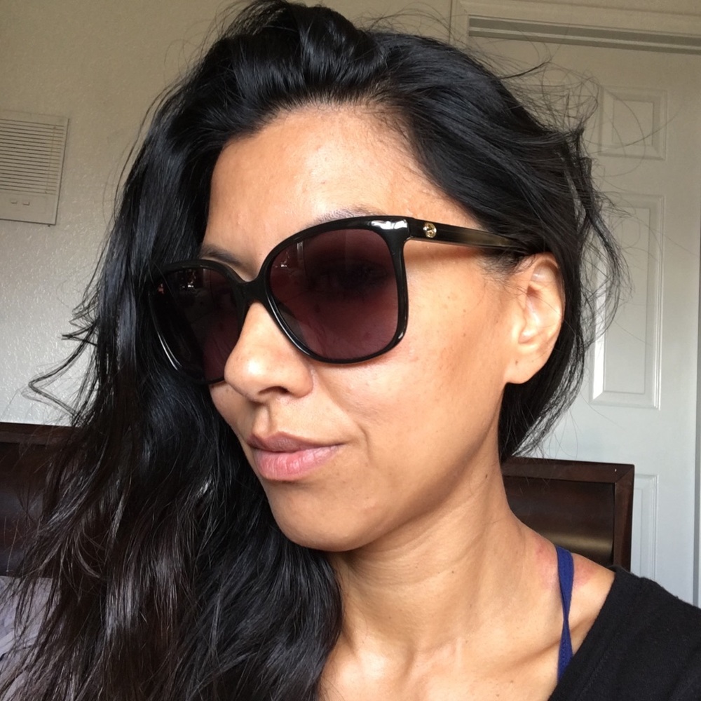 Black Gucci Sun glasses